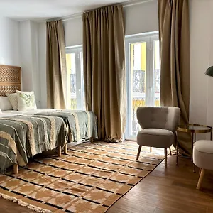 Eva Recommends Lineros Seville